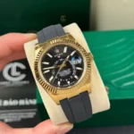 Rolex Oyster Perpetual Sky-Dweller M326238-0009 42mm Black Oysterflex yellow – VIP Version - Image 3