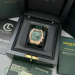 Vacheron Constantin Overseas Dual Time 7900V 41mm Green Dial Rose Gold – VIP Version - Image 10