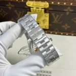 Vacheron Constantin Overseas 4520V/210A-B483 41mm – VIP Version - Image 8