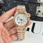 Vacheron Constantin Overseas Dual Time 47450 42mm White Dial  – VIP Version - Image 4