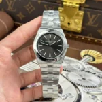 Vacheron Constantin Overseas 2000V/120G-B122 – VIP Version - Image 2