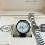 Omega Speedmaster Apollo 13 Silver Snoopy 311.32.42.30.04.003 42mm – VIP Version - Image 7