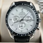 Omega Speedmaster Apollo 13 Silver Snoopy 311.32.42.30.04.003 42mm – VIP Version - Image 4