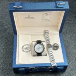 Omega Speedmaster Apollo 13 Silver Snoopy 311.32.42.30.04.003 42mm – VIP Version - Image 2