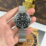 Omega Seamaster Diver 300M “James Bond 007” 210.32.42.20.01.005 42MM – VIP Version - Image 3