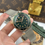 Omega Seamaster Diver 300M “James Bond 007” 210.90.42.20.10.001 42MM Bronze Gold Titanium – VIP Version - Image 4