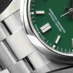 Rolex Oyster Perpetual 41mm 124300 Green Dial Steel – VIP Version - Image 4