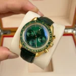 Omega Speedmaster Moonwatch Professional 42mm 310.63.42.50.10.001 Green Dial Yellow Gold – VIP Version - Image 3
