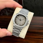Patek Philippe Nautilus 7118/1A-011 35.2mm Gray Dial Steel – VIP Version - Image 3