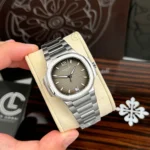 Patek Philippe Nautilus 7118/1A-011 35.2mm Gray Dial Steel – VIP Version - Image 4