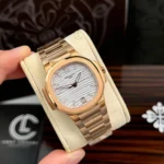 Patek Philippe Nautilus 7118/1R-001 35.2mm White Dial Rose Gold – VIP Version - Image 2