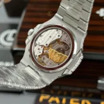 Patek Philippe Nautilus 5712/1A 40mm Blue Dial Full Moissanite Hongkong – Customize Diamod - Image 9