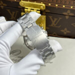 Omega Speedmaster Moonwatch 326.30.40.50.01.002 – VIP Version - Image 8
