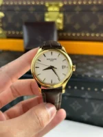 Patek Philippe Calatrava 5227J-001 Yellow Gold Date Sweep Seconds 39mm – VIP Version - Image 4
